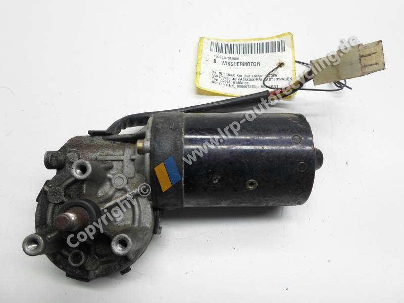 VW LT original Wischermotor vorn 0390241345 BJ2000